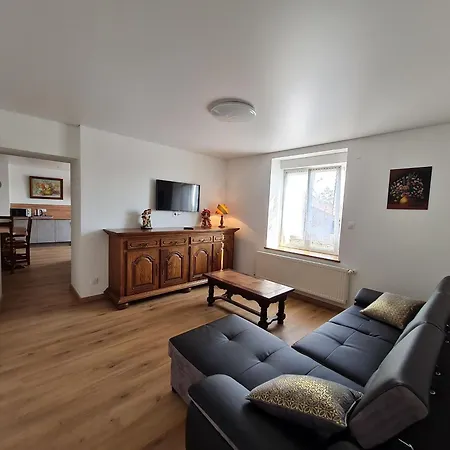 Chaleureux Sur Ferme En Activite Pres De Nancy, Ideal Balades Et Proche Commerces - Fr-1-584-181 Franconville (Meurthe-et-Moselle)