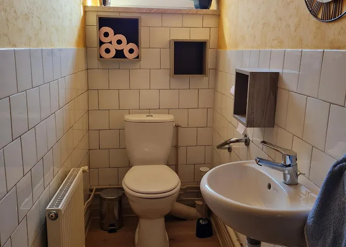 Chaleureux Sur Ferme En Activité Près De Nancy, Idéal Balades Et Proche Commerces - Fr-1-584-181 *