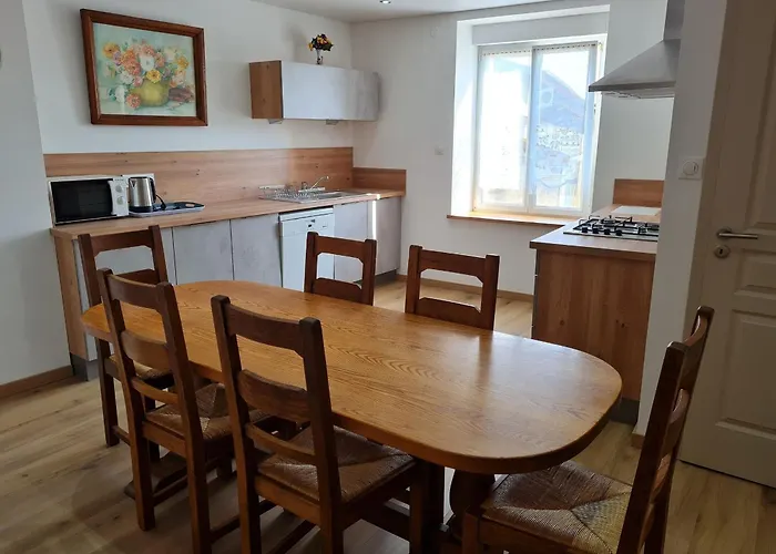 Hébergement de vacances Chaleureux Sur Ferme En Activité Près De Nancy, Idéal Balades Et Proche Commerces - Fr-1-584-181